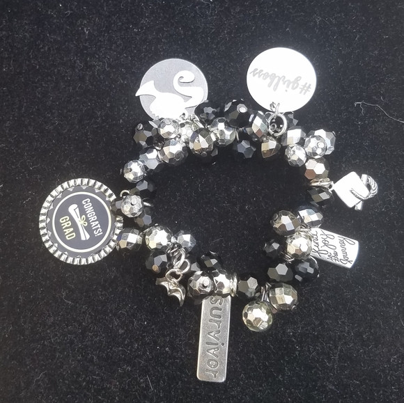 Graduation Charm bracelet Senior 2020 - Picture 2 of 8